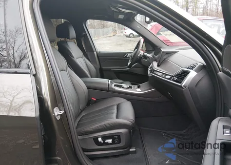 2024 BMW X5 xDrive40I из США, поврежденный, VIN 5UX23EU08R9S62542